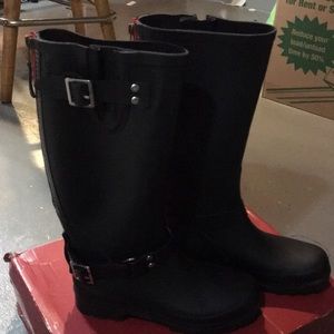 Women’s Black Rain Boot US Size 7 New in a Box